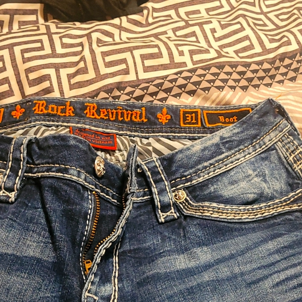 Size 31 rock revival woman's jeans